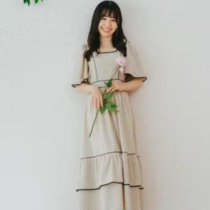 フレアスリーブスクエアカラーパイピングティアードワンピース